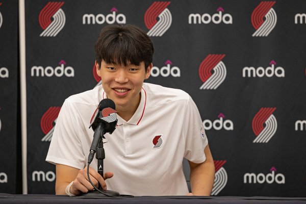 杨瀚森主力中锋？队记预测夏联阵容 克林根不太可能出战