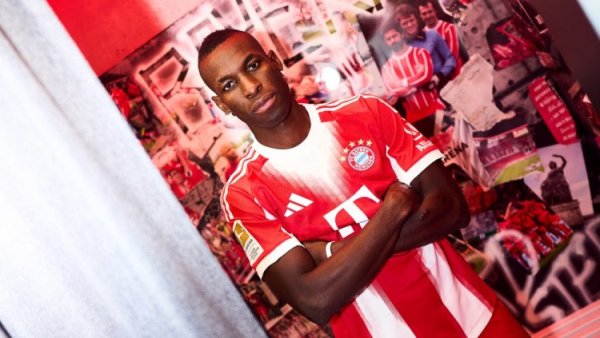 马特-劳: 杰克逊放弃了约150万, 而不是赫内斯说的300万