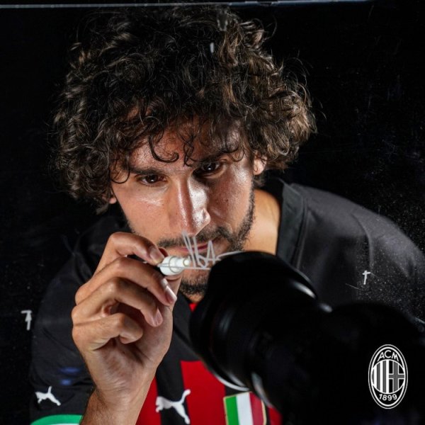 沙特媒体: 阿德利经纪人确认, 球员将在明天接受利雅得青年人体检