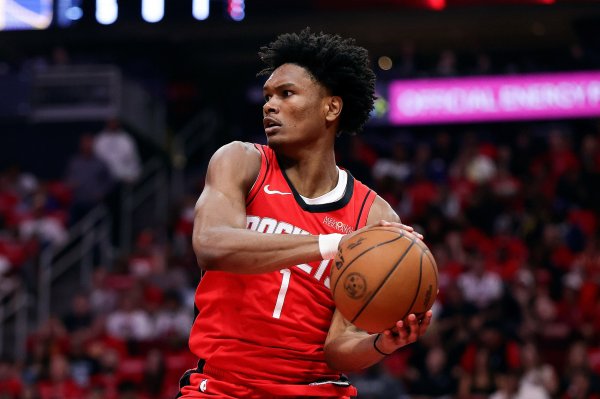 谢泼德谈和阿门搭档后场：他的攻筐非常有威胁 能吸引大量防卫