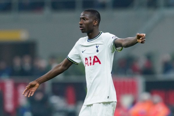 英媒: 热刺中场球员萨尔将9月国家队补贴捐出 帮助塞内加尔的军队孤儿