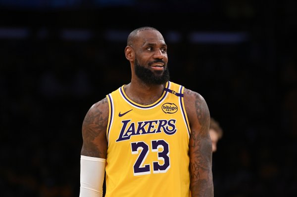 起诉詹姆斯球迷：起诉书里没提精神损失费但本该写的 我不想讹钱