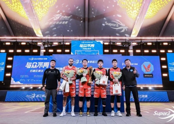 强势登顶！湖州朱雀火箭斩获超三职业联赛  常规赛收官战第一名  ！