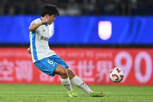 徐彬：若能留洋想去英格兰职业联赛  ，一直努力模仿卡塞米罗射门方式