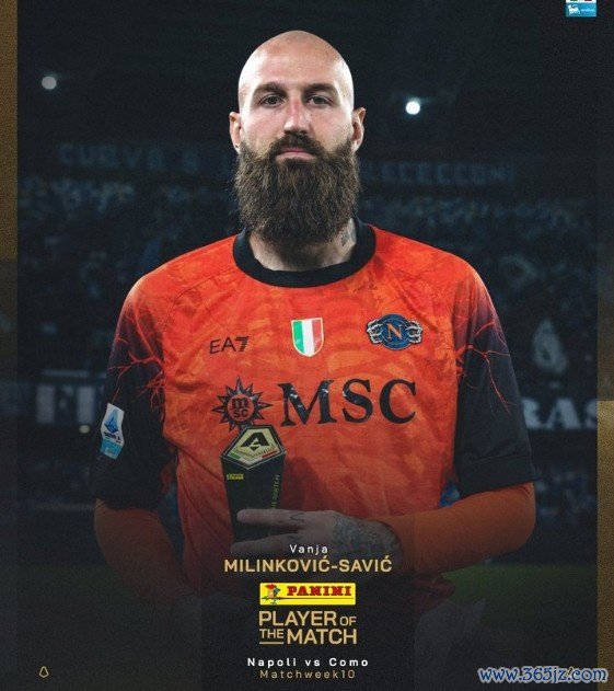 成功扑点，官方：那不勒斯守门员瓦尼亚当选战平科莫全场最佳