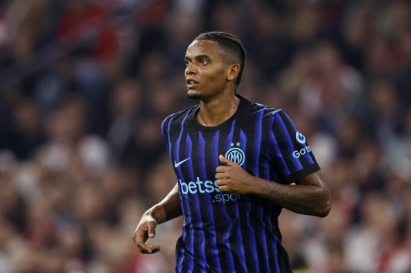 阿坎吉谈未来：我会继续在场上全力以赴，国米将决定是否留下我