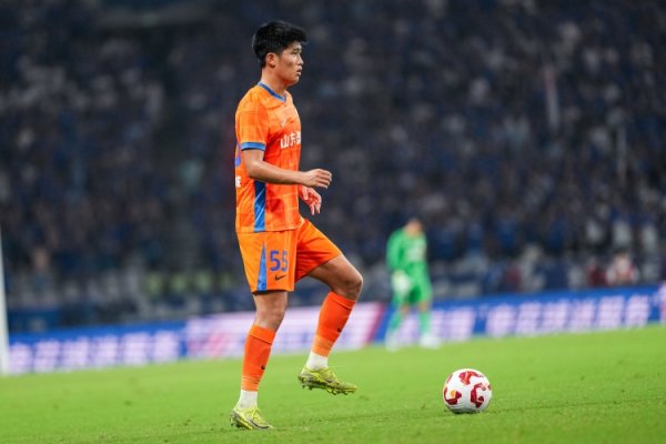 记者：彭啸韧带损伤，U22国足和中超末轮可能都踢不了了